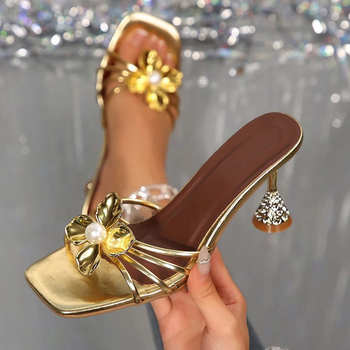 Vintage Fashion Plus Size - Vintage metalen bloem kristallen conushak sandalen